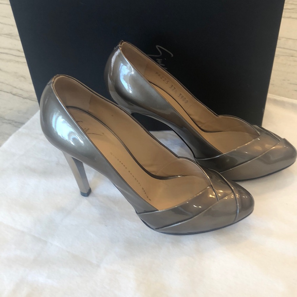 Giuseppe Zanotti Pewter Cindy Pumps 37.5